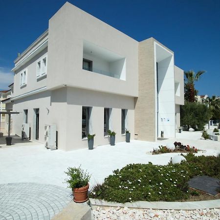Naias Aparthotel Chaniotis Exterior foto